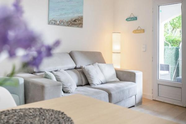 Chalet pareado en Urbanización la Isla