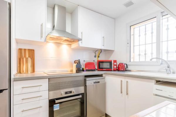 Chalet pareado en Urbanización la Isla