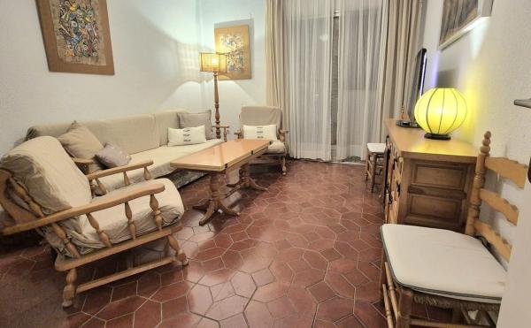 Piso en calle Saint Tropez