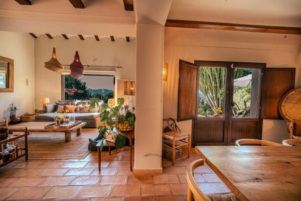 Casa independiente en calle del Montgó