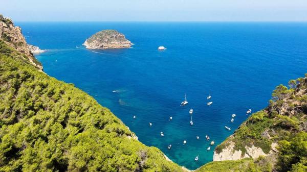 Casa independiente en calle Gabriel Faure