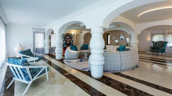 Casa independiente en calle Gabriel Faure