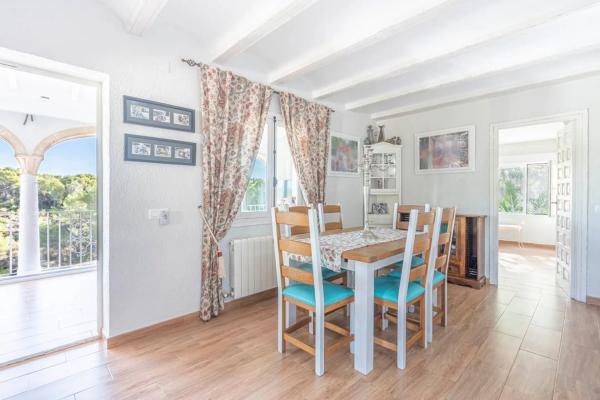 Chalet en Cap Martí - Pinomar