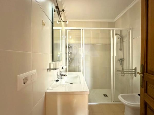 Casa independiente en calle Río Gállego, 20