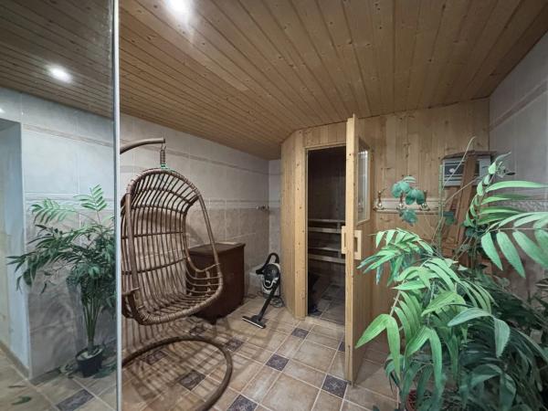 Casa independiente en calle Avellano, 24