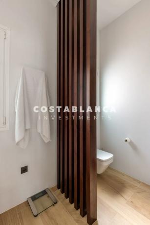 Casa independiente en calle Castillo