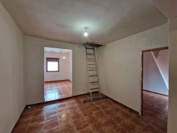 Casa de pueblo en calle de l'Embut, 18