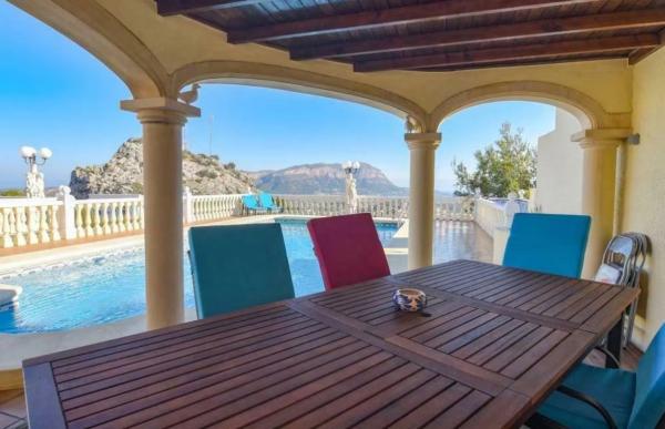 Casa independiente en CL l'Estepa De