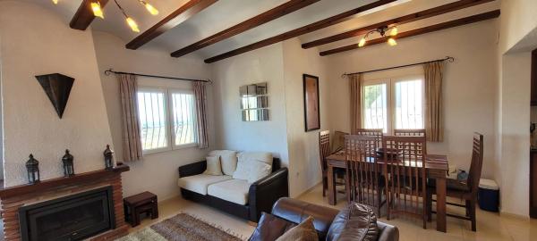 Casa independiente en calle de Mirabarques, 35