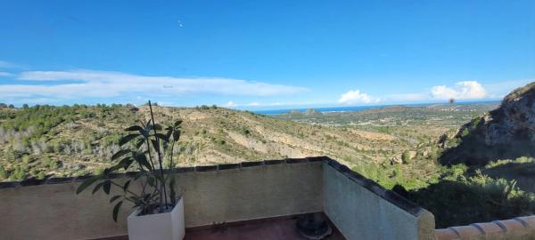 Casa independiente en calle de Mirabarques, 35