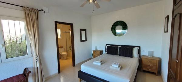 Casa independiente en calle de Mirabarques, 35