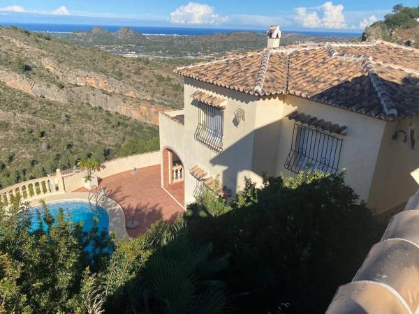 Casa independiente en calle de Mirabarques, 35