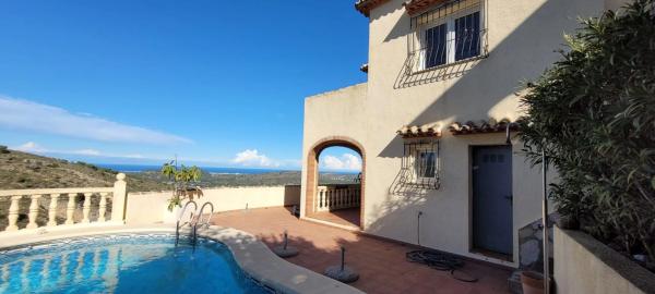 Casa independiente en calle de Mirabarques, 35