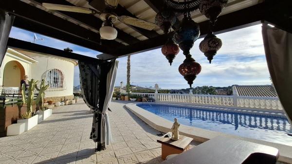 Chalet en Alfaz del Pi Pueblo-Urbanizaciones