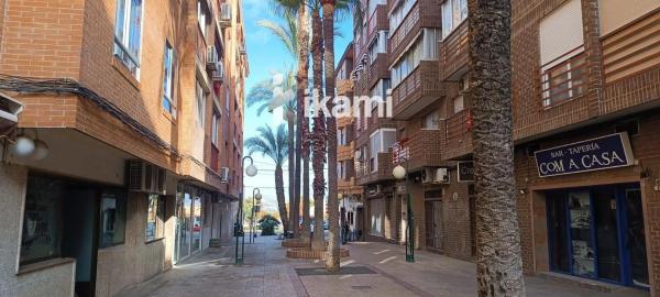 Piso en avenida Marina Baixa