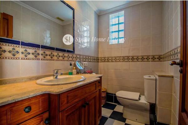 Casa independiente en calle la Cabanya