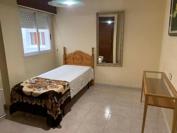 Piso en avenida País Valencià