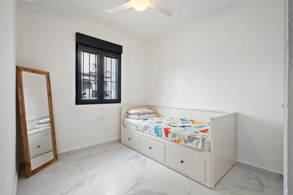 Casa independiente en calle Itàlia