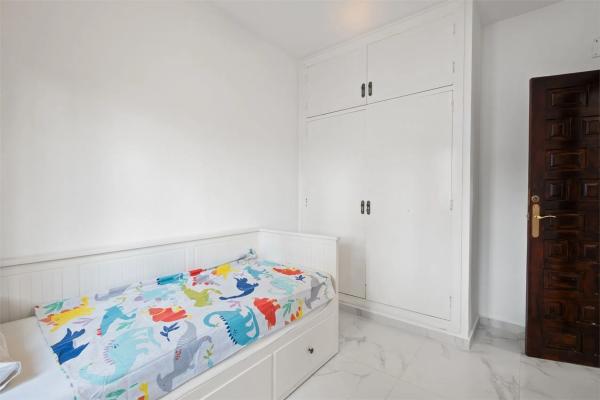 Casa independiente en calle Itàlia