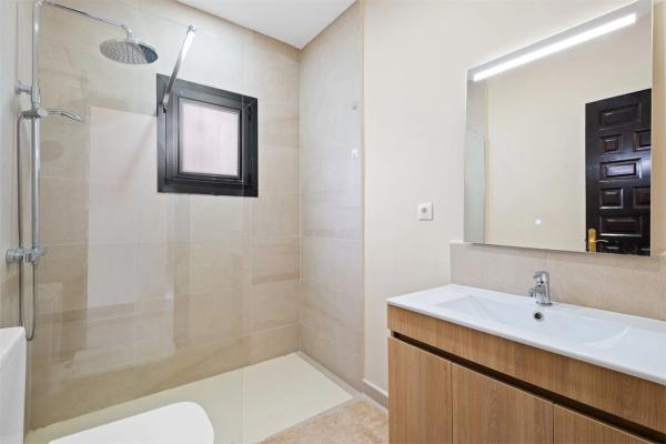 Casa independiente en calle Itàlia