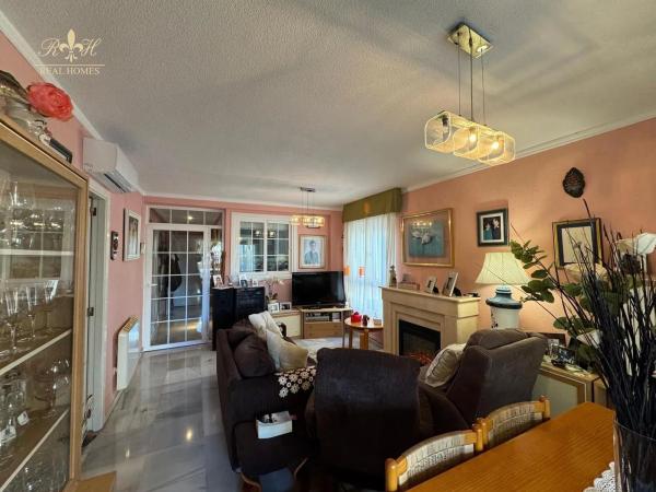 Piso en calle Narciso Yepes