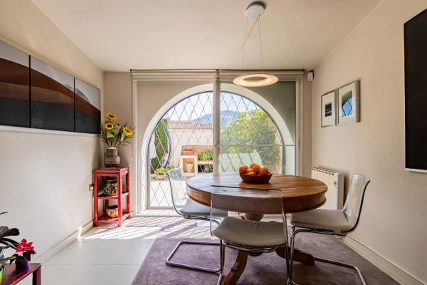 Chalet adosado en avenida d'Europa