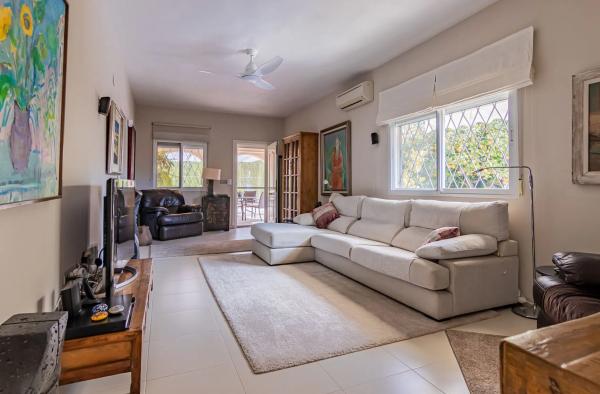 Chalet adosado en avenida d'Europa