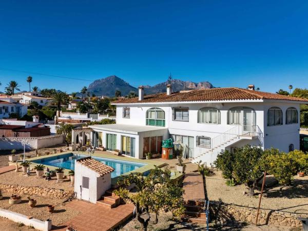 Casa independiente en camino del Sarando