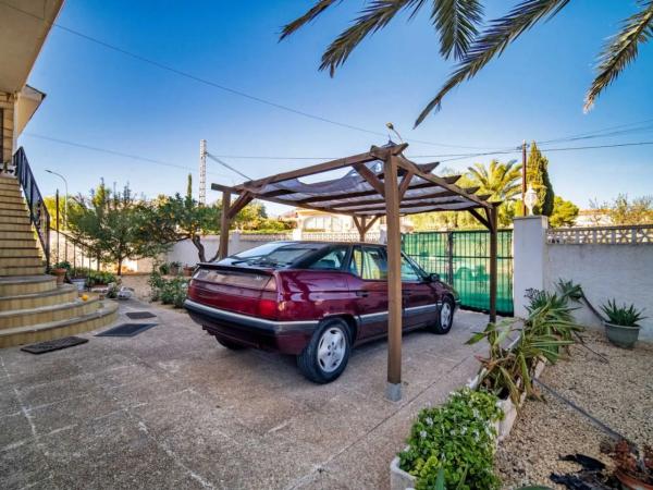 Casa independiente en camino del Sarando