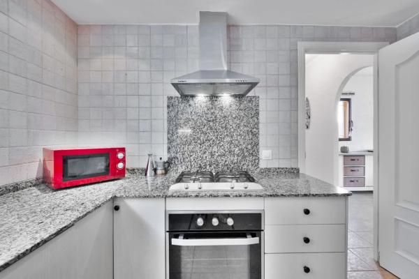 Chalet pareado en avenida Bernia