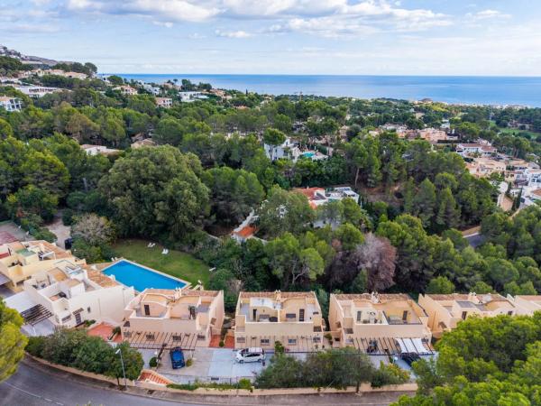 Chalet pareado en avenida Bernia