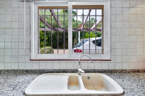 Chalet pareado en avenida Bernia