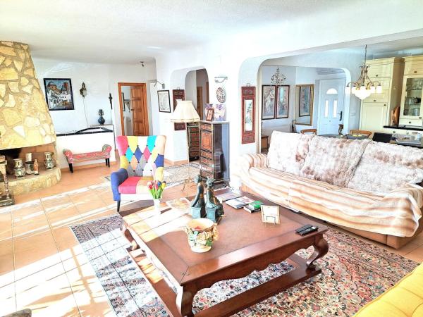 Casa independiente en Partida el Planet, 78