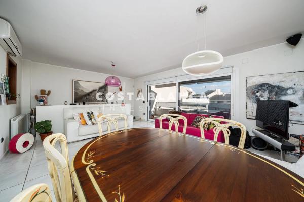 Dúplex en calle de la Trona