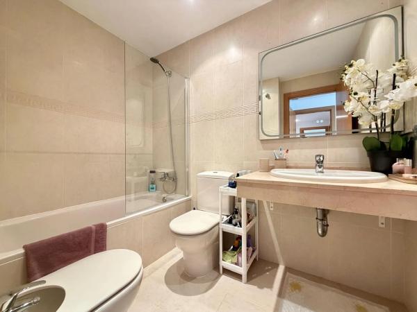 Piso en calle Presidente Adolfo Suárez, 20