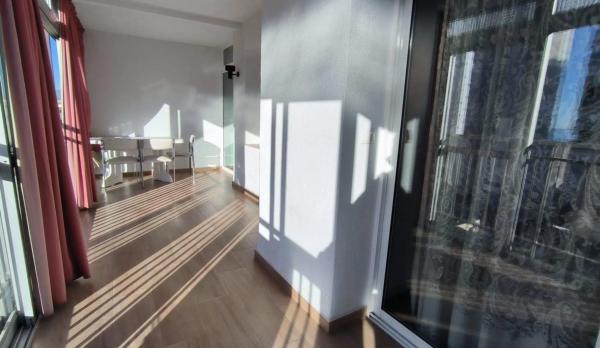 Piso en plaza de la Hispanidad