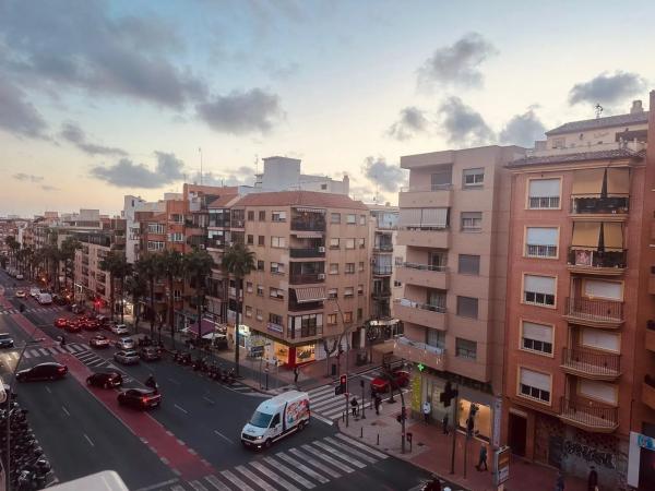 Piso en avenida Beniardá