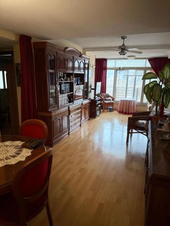 Piso en avenida Beniardá, 2