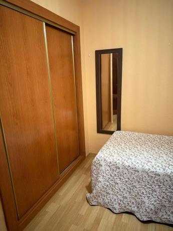 Piso en avenida Beniardá, 2