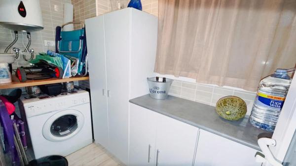 Piso en calle Presidente Adolfo Suárez, 18