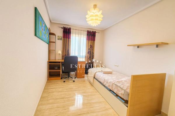 Ático en Pueblo Poniente