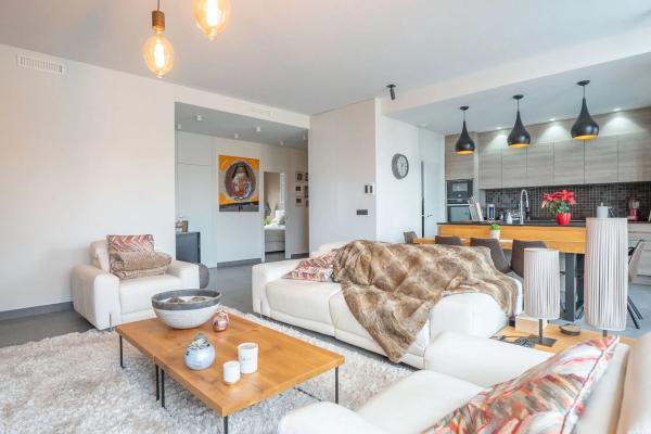 Casa independiente en calle de Brasil