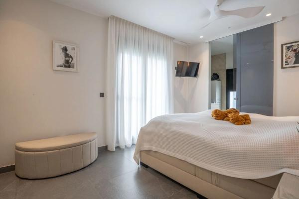 Casa independiente en calle de Brasil