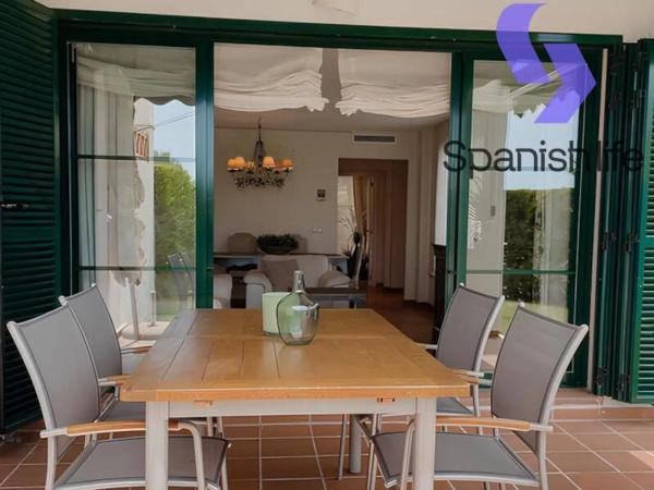 Chalet adosado en calle Atenas