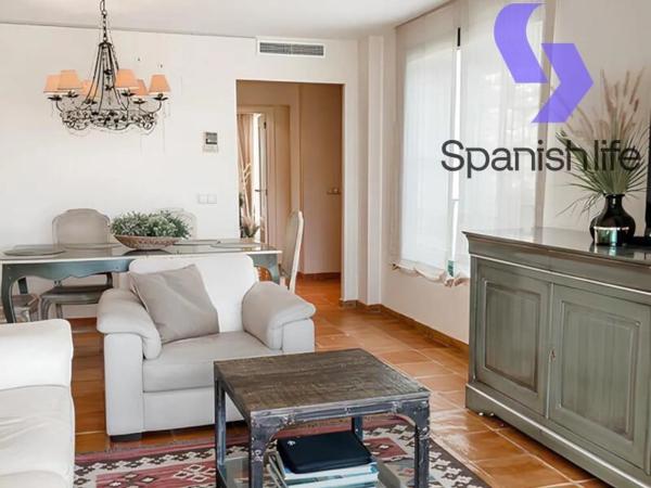 Chalet adosado en calle Atenas