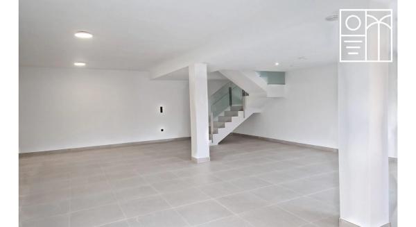 Casa independiente en avenida Sevilla, 27