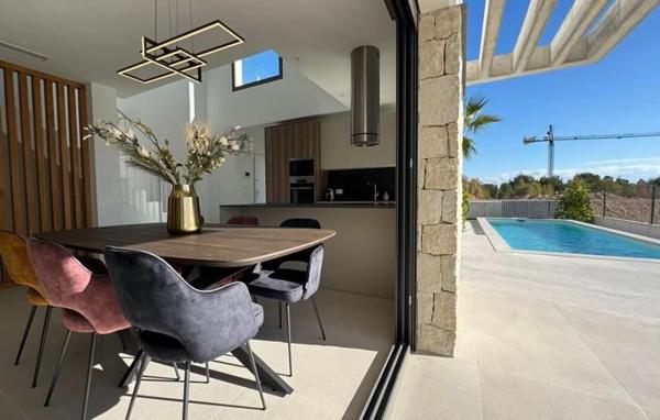 Chalet en calle Praga