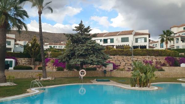 Chalet adosado en calle Londres, 2