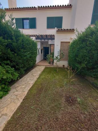 Chalet adosado en calle Londres, 2