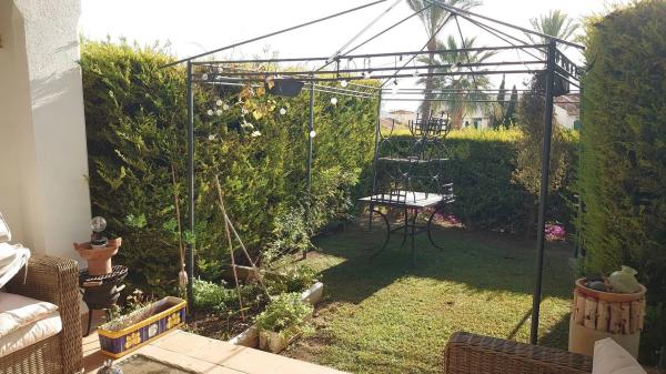 Chalet adosado en calle Londres, 2